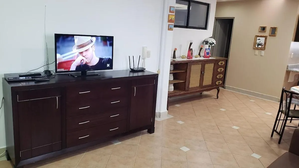 A Beautiful 3 Bedroom Apartment 쿠엔카