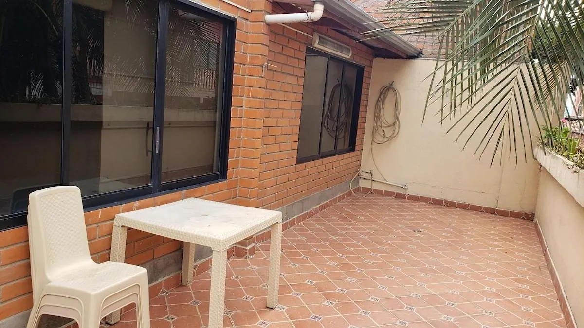 A Beautiful 3 Bedroom Apartment 쿠엔카 0*,